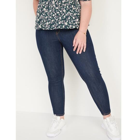 Old Navy NWOT Women's Jeans SIze 28 Blue Super Skinny Mid-Rise - Picture 3 of 8